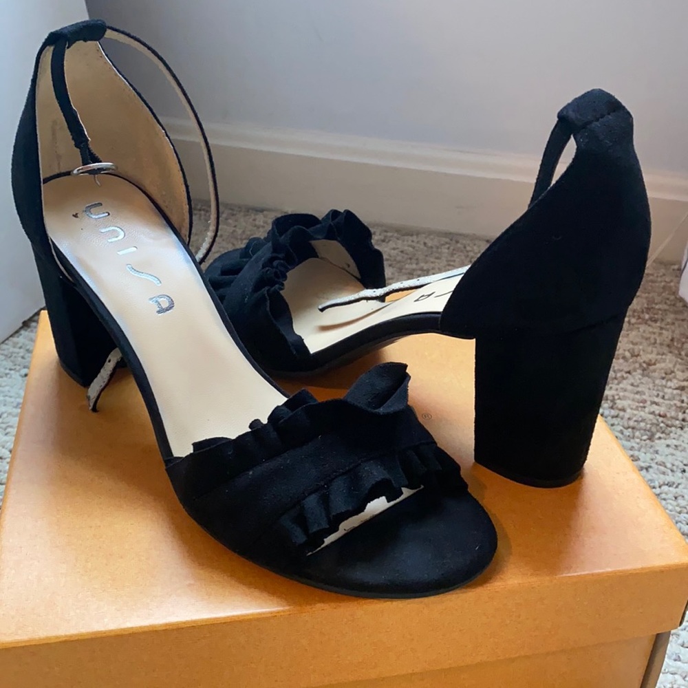 Unisa Black strappy heel